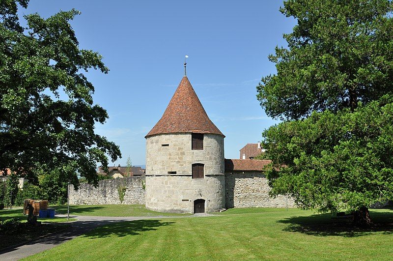 File:Zug Huwilerturm 4.jpg