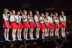 I.O.I at KCON Los Angeles in 2016