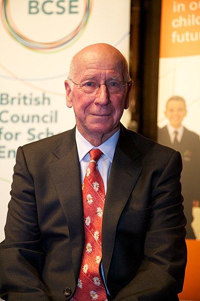 File:Bobby Charlton.jpg