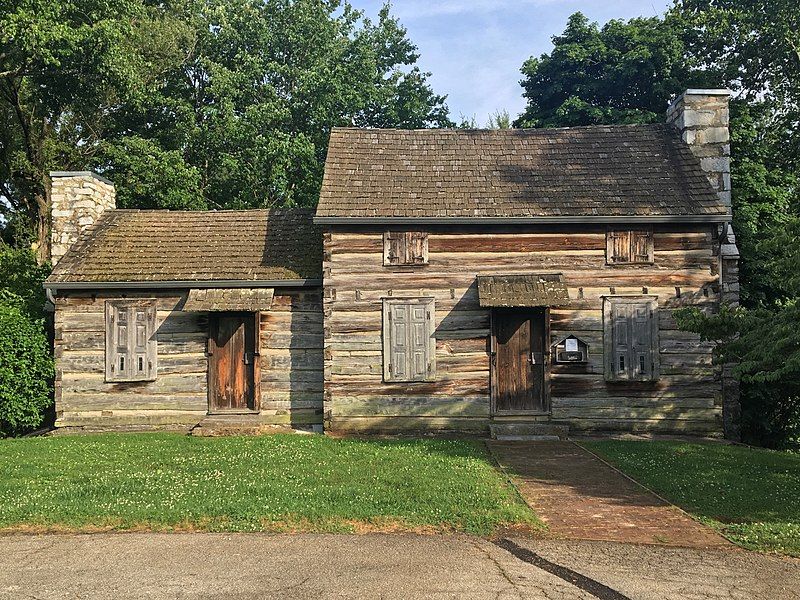 File:Crockett Tavern Museum.jpg