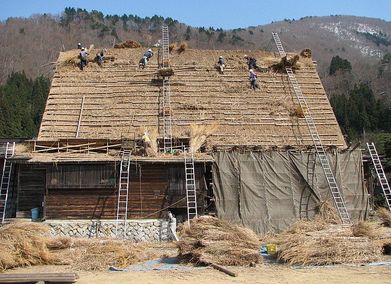 File:Gassho-zukuri farmhouse-02.jpg