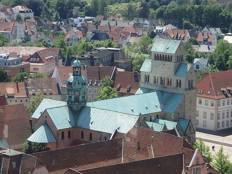 File:Hildesheimdom.jpg