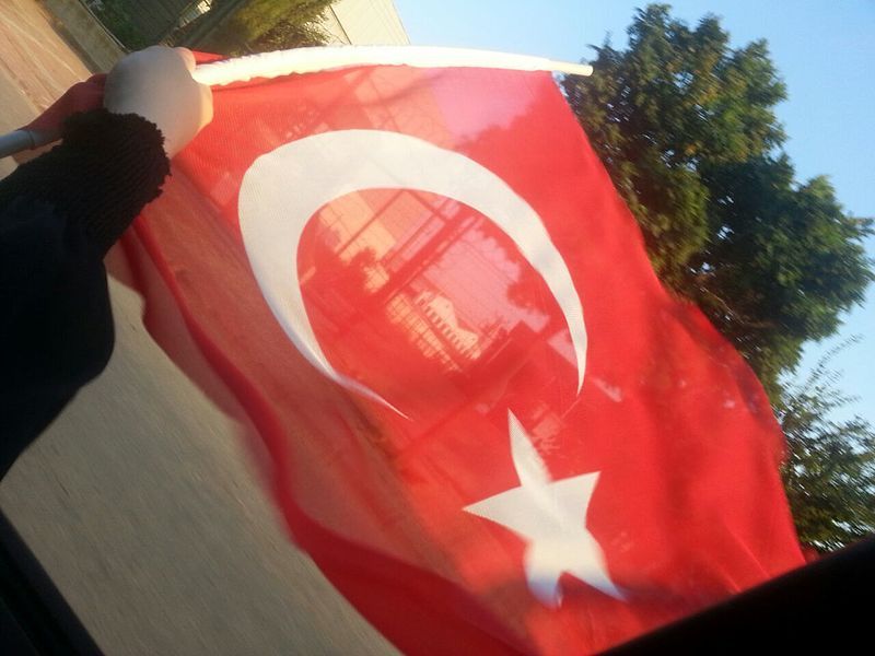 File:Meydanlardayız protesto.jpg