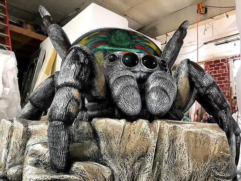 File:Peacock Spider Sculpture.jpg