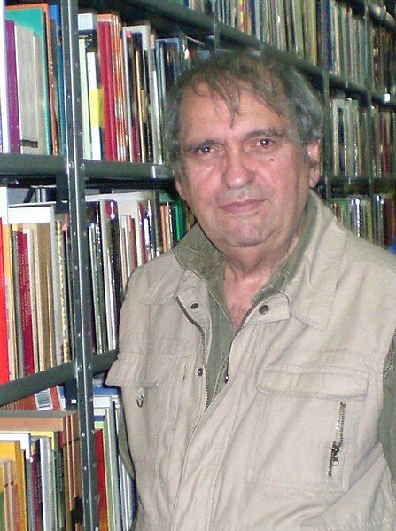 File:Rafael Cadenas.JPG