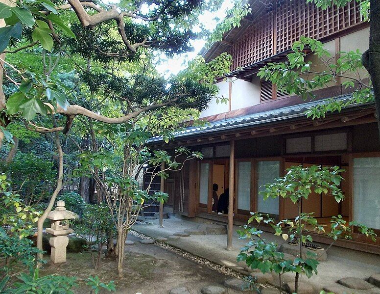 File:Rakusui-en 04.jpg