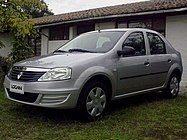 2011 Renault Logan (Ecuador)