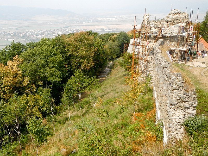 File:Saris Castle 2.jpg