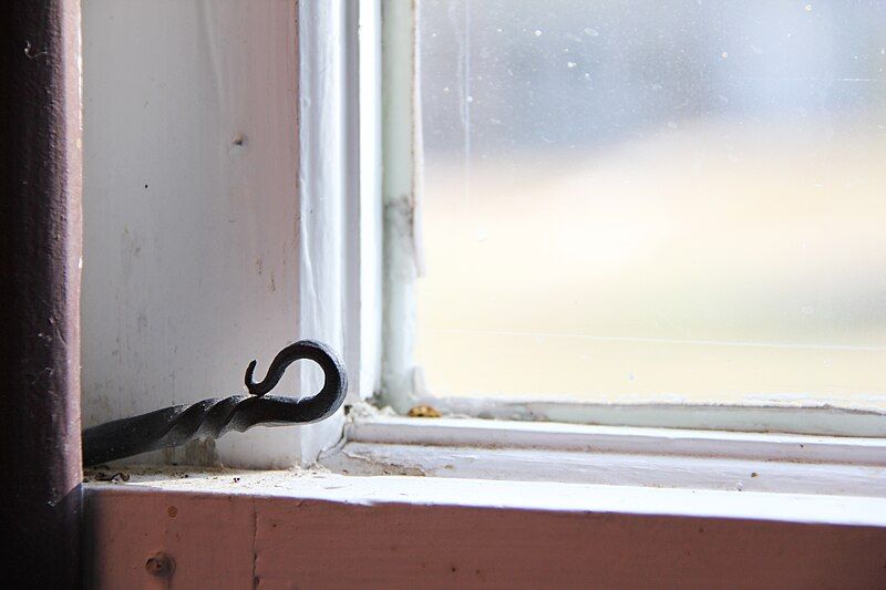 File:Shaker-Window-Detail.jpg