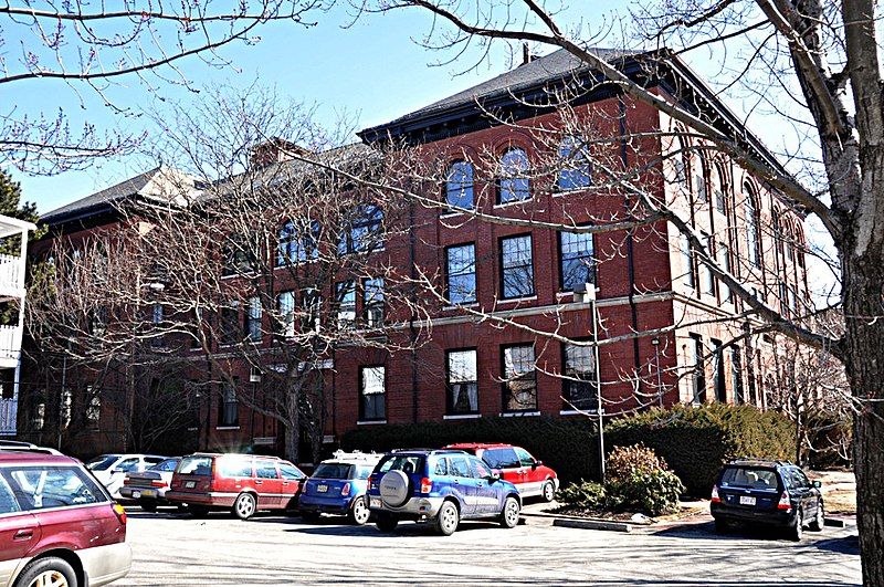 File:SomervilleMA MartinCarrSchool.jpg