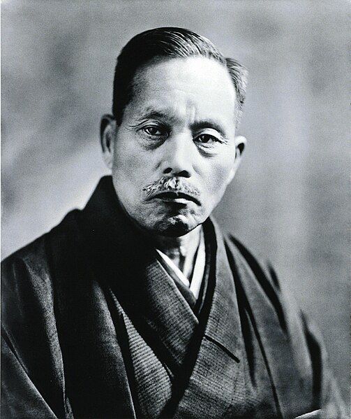 File:Tsunesaburo Makiguchi.jpg