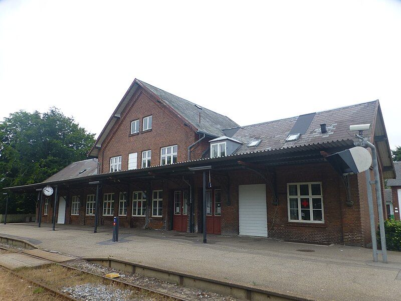 File:Vemb Station 12.JPG