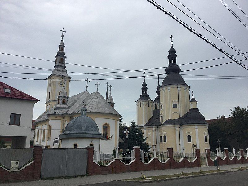 File:Carei Doina churches.jpeg