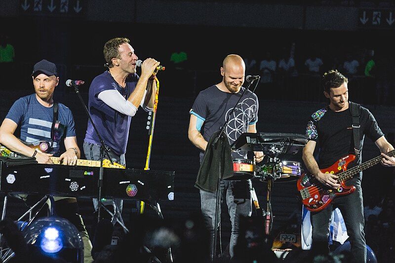 File:ColdplayParis160717-7 (35938478112) (cropped).jpg