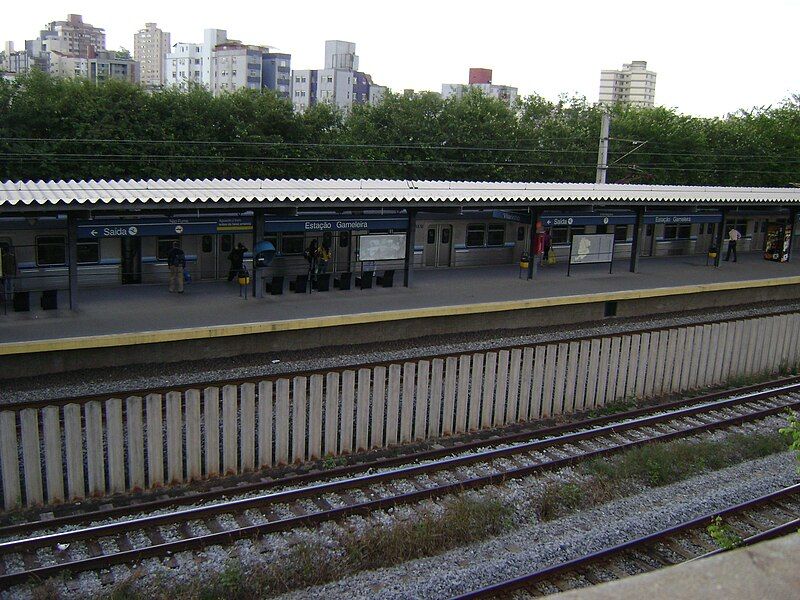 File:Gameleirametro.JPG