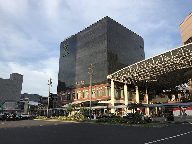 File:Kagoshima-Chuo Station 20180505.jpg