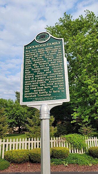 File:Lockwood Family Sign.jpg