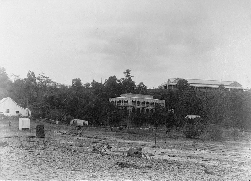 File:Mud Hut, Darwin.jpg