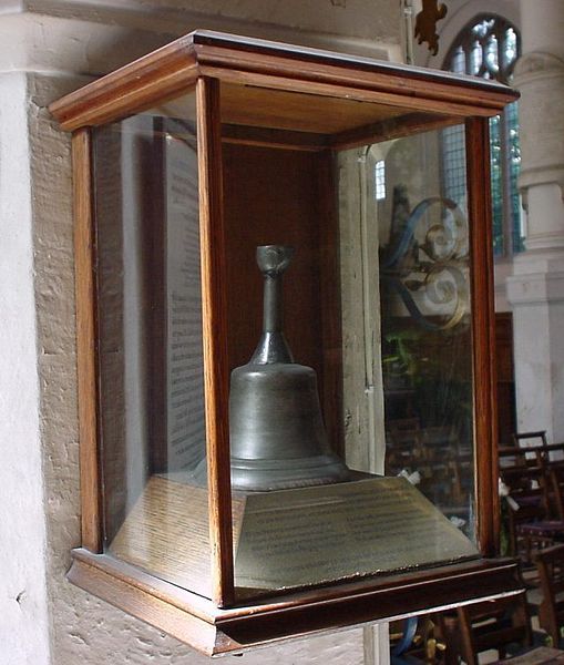 File:NewgateExecutionBell.jpg