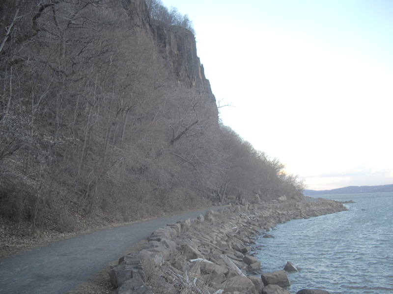 File:Nyack-beach-state-park.png