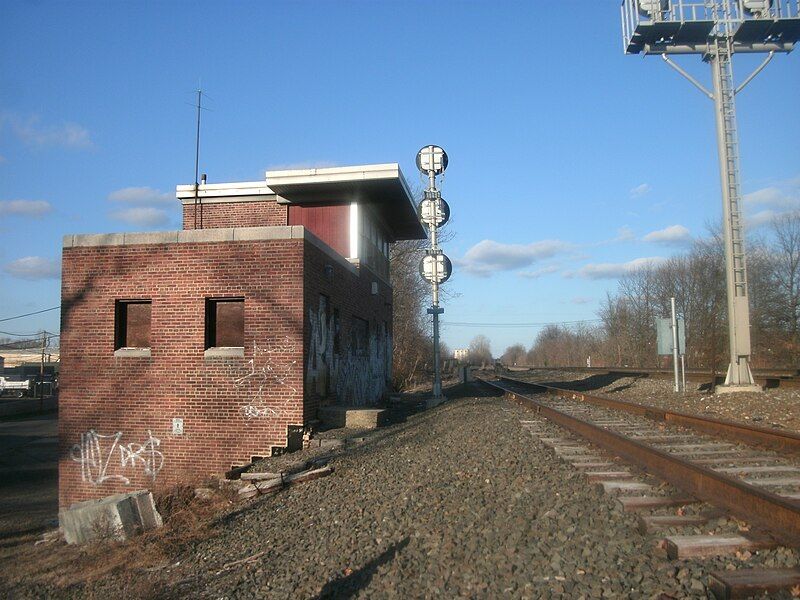 File:Queen Tower Plainfield.jpg