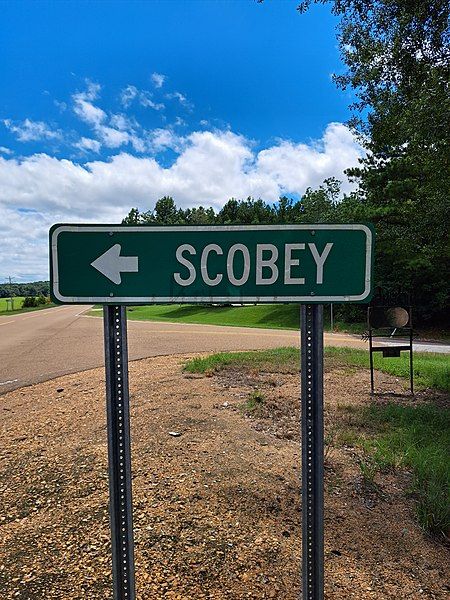 File:ScobeyMSHighwaySign.jpg