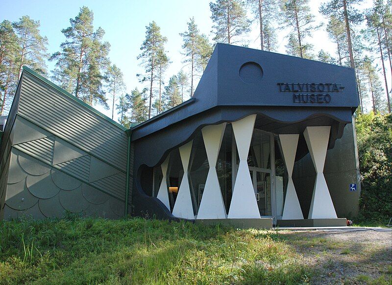 File:Talvisotamuseo.jpg