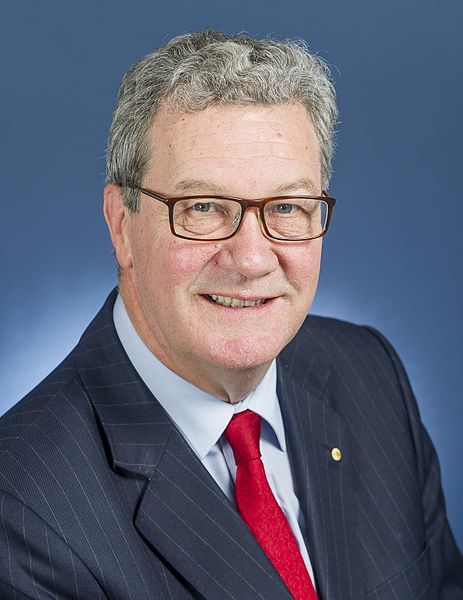 File:Alexander Downer (2).jpg