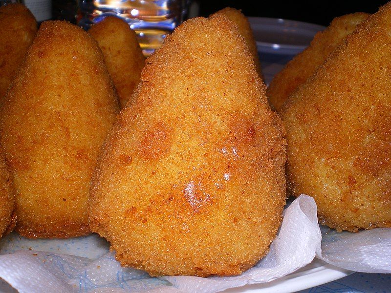 File:Arancini messinesi.JPG