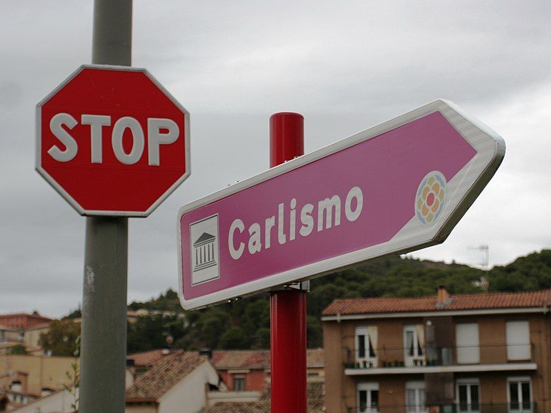 File:Estella road signs.JPG