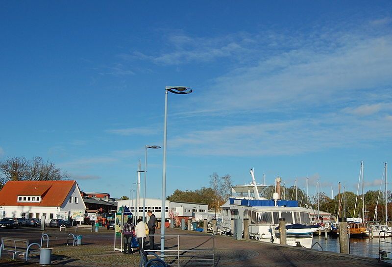 File:Hafen Lauterbach.JPG