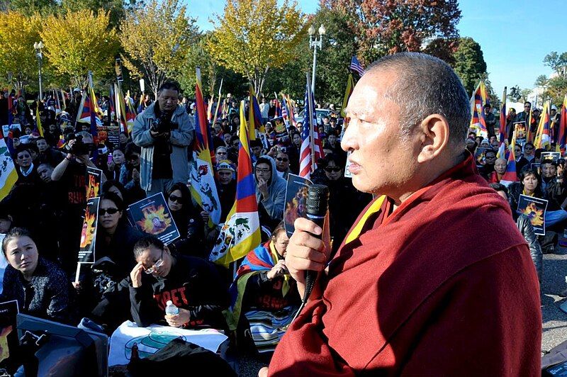 File:Kirti Rinpoche Speaks.jpg