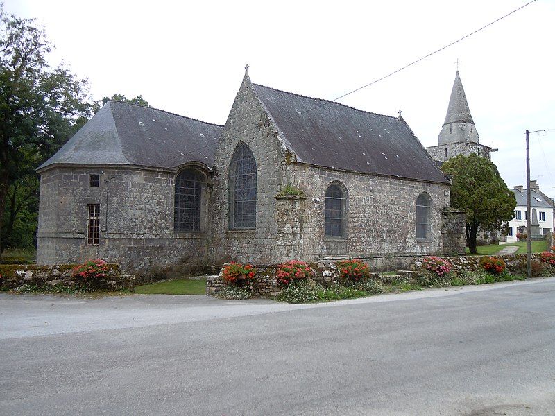 File:Locmalo Eglise paroissiale.JPG