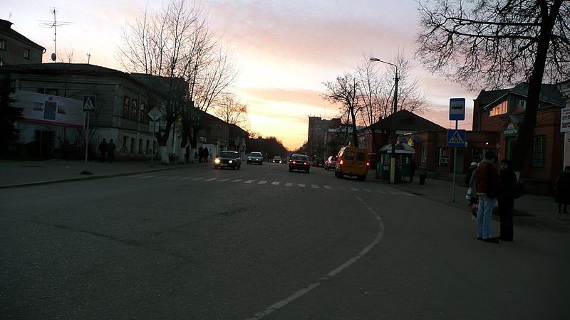 File:Russia-aleksandrov-lenin street.jpg