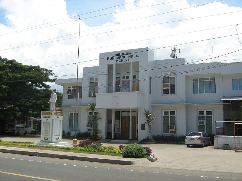 File:Sibulan municipal hall.jpg