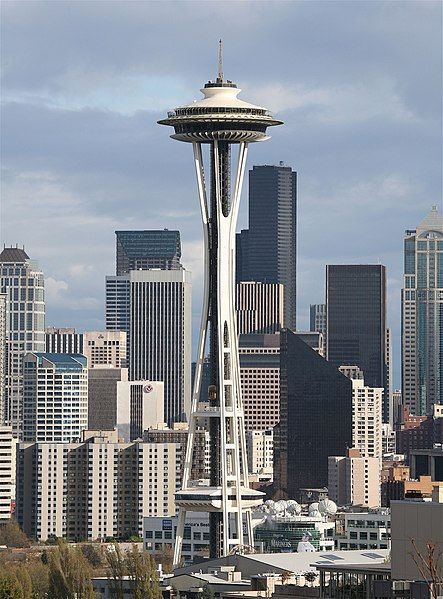 File:SpaceNeedleQAClose.jpg