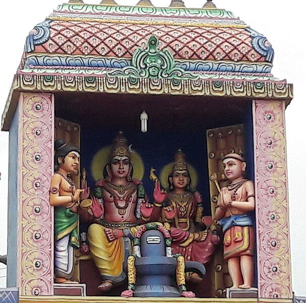 File:Vedaranyeswarar temple (27).jpg