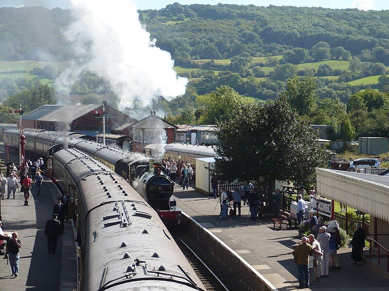 File:WinchcombeStation.jpg