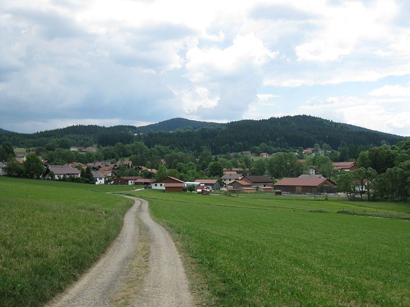 File:Zachenberg Bayerischer Wald.jpg