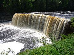 Tahquamenon Falls near M-123 in Luce County