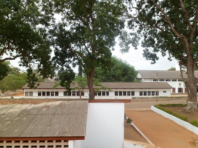 File:Accra Academy campus.jpg