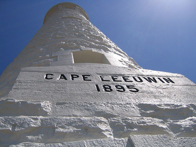 File:CapeLeeuwinLighthouse gobeirne.jpg