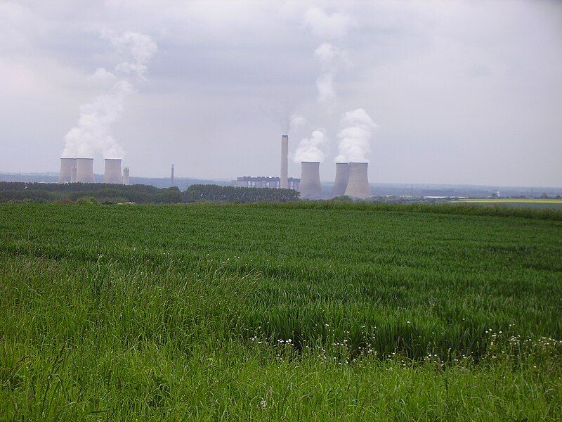 File:Didcot Power.JPG