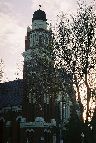 File:Elwood Catholic Church.jpg