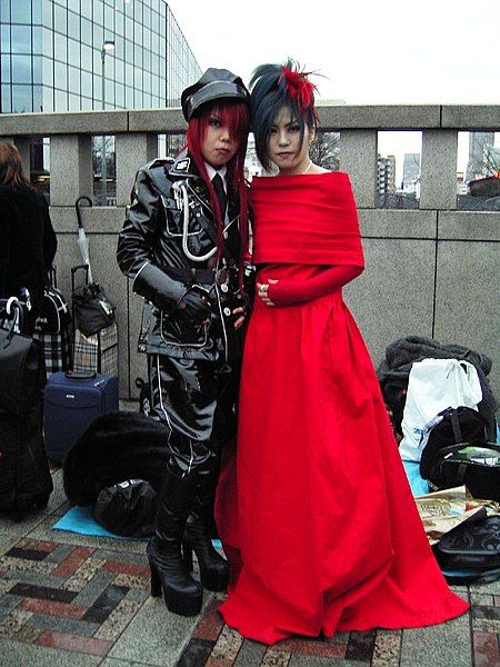 File:Harajuku vk cosplays.jpg