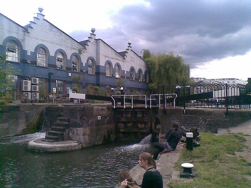 File:Hawley Lock.jpg