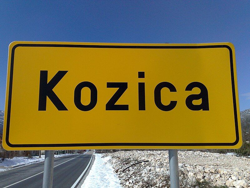 File:Kozica sign post.jpg