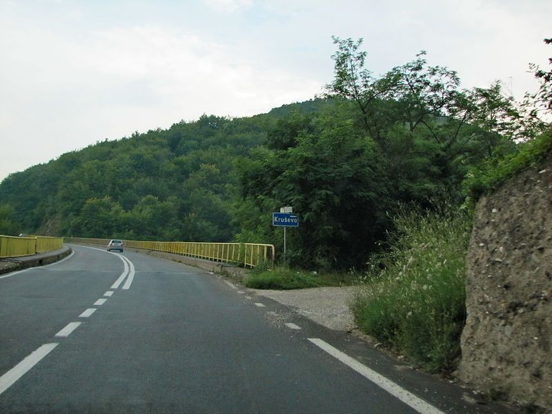 File:Kruševo sign.JPG