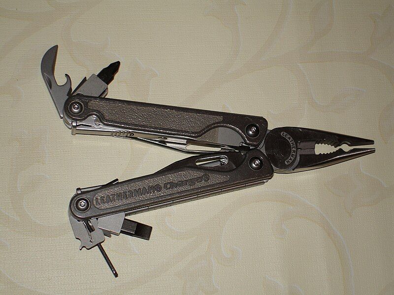 File:Leatherman-Charge-XTi.jpg