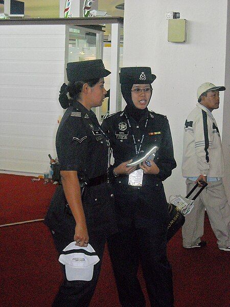 File:Malaysian Policewomen.jpg